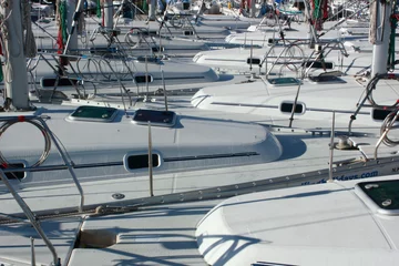 Papier Peint photo autocollant Sports nautique arcs de yacht à emboîtement