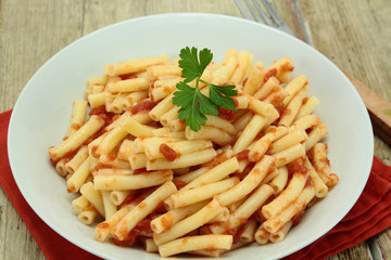 assiett de pâtes, sauce tomate