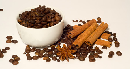 Coffee beans and cinnamon