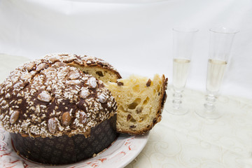 Panettone mandorle