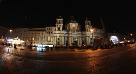 Fototapeta na wymiar Piazza Navona at night in Rome