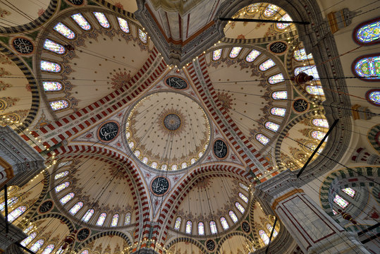 Fatih Mosque photo inside the dome