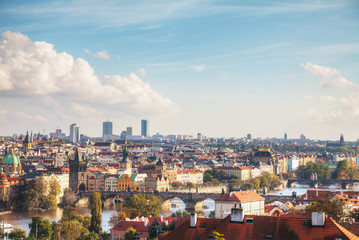 Obraz premium Overview of old Prague with Charles bridge