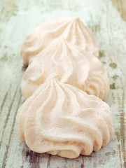 French meringue cookies