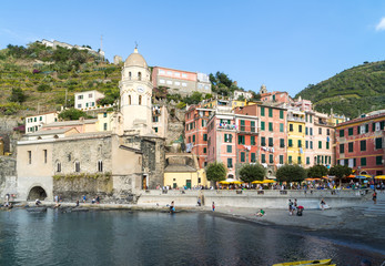 Fototapeta na wymiar Vernazza, Cinque Terre, Italy