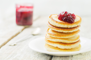pancakes with berry jam