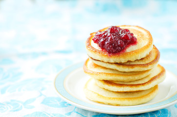 pancakes with berry jam
