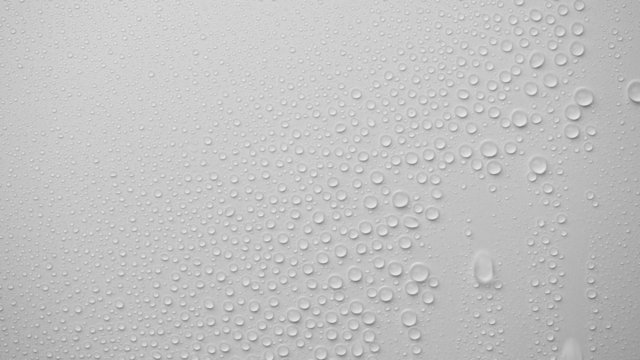 Water drops in 3840X2160 4K UHD video.