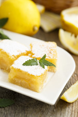 Lemon bars