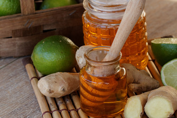 Ingwer mit Limette und Honig