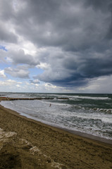 Mare: tempesta in arrivo