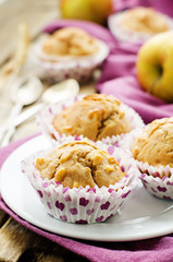 wholegrain muffins with apples