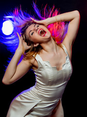 Naklejka premium the girl shouts