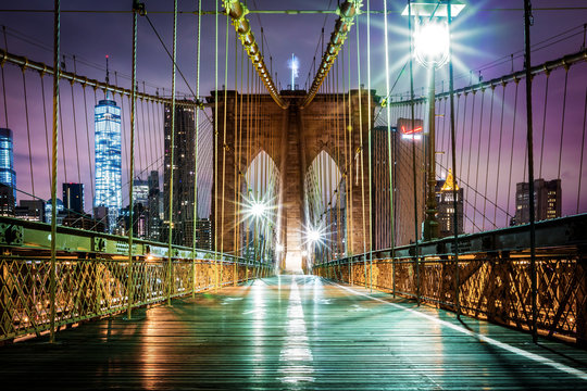 Empty Brooklyn Bridge pedestrian pathway before sunrise - Powered by Adobe