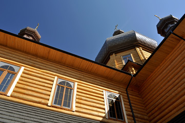 Fototapeta na wymiar wooden church