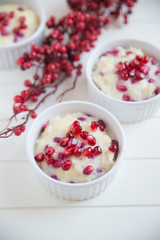 Milchreis mit Granatapfel Kernen