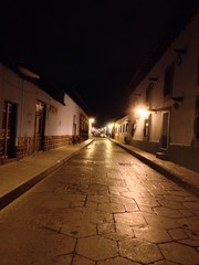 Fototapeta na wymiar Noche en San Cristóbal 