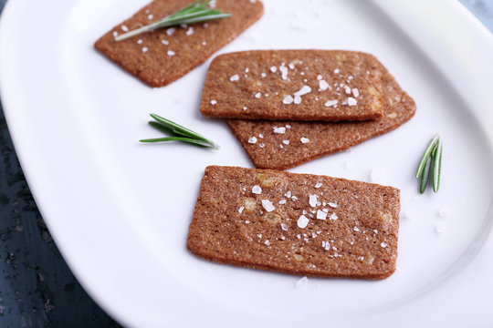 Crispbread with salt and sprigs of rosemary