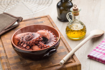 polpo cotto nel coccio