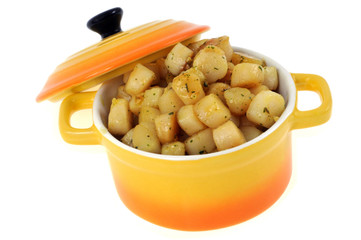 Petite cocotte de noix de pétoncles