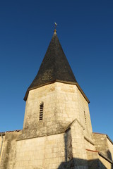 Fototapeta na wymiar Charente-Maritime - Charron - Clocher de l'Eglise Saint-Nicolas