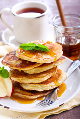 Apple pancakes