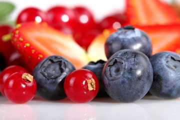 Fragole,mirtilli e ribes