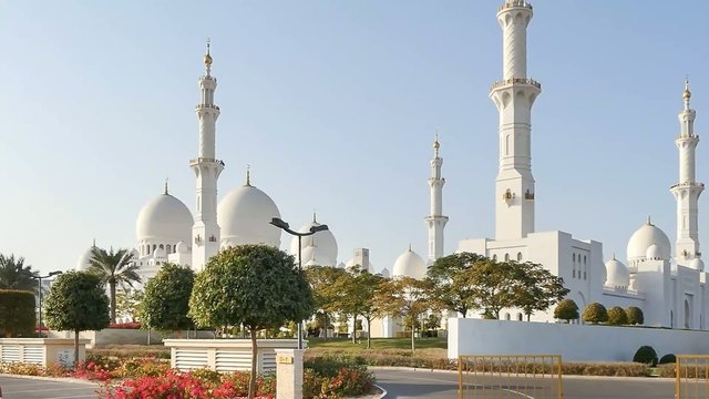 Sheikh Zayed White Mosque