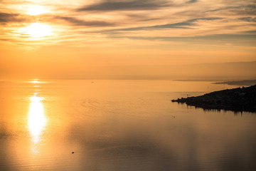 Fototapeta na wymiar A beautiful sunset over Lake Geneva