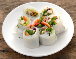 noodle thai apply style vegetables roll