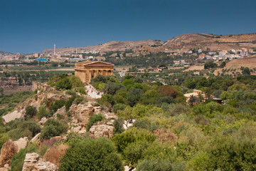 Fototapeta na wymiar Agrigento - Valle dei Templi
