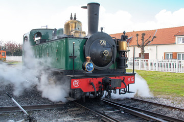 Locomotive à vapeur, 1920, en Baie de Somme, monument historique