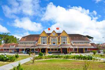 Naklejka premium Ancient station is famous place, history destination for traveler, with railway, antique train transport tourist to visit in Dalat, Vietnam