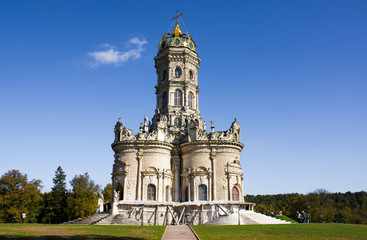 Fototapeta na wymiar Church in Dubrovitsy manor, Podolsk city