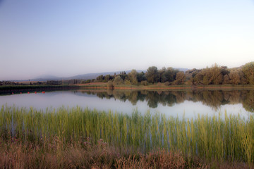 Obraz premium Uno stagno della Val D'orcia