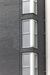 Corner windows