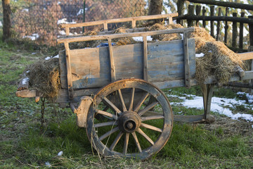 Obraz premium old wooden cart