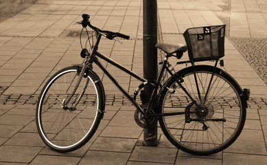 Fototapeta na wymiar vintage bike on street