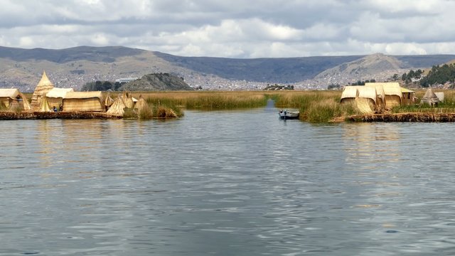 Titicaca lake reed housing Bolivia