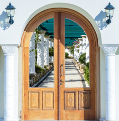 open door arch with access to the alley
