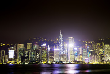 Obraz na płótnie Canvas View the city at night from Kowloon. Hong Kong.
