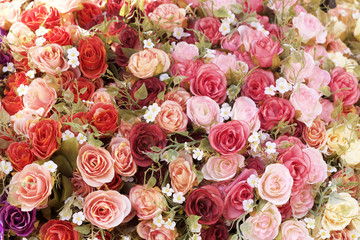 Obraz na płótnie Canvas beautiful of rose artificial flowers
