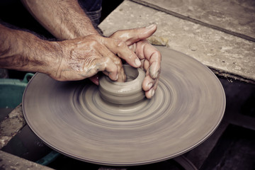 creating an earthen jar on the circle