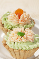 Tartlets with cream