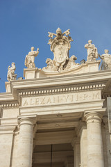 Fototapeta na wymiar Porta di Papa Alessandro VII piazza San Pietro a Roma