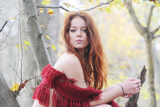 jeune femme rousse