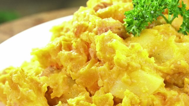 Carrot Stew (not loopable 4K footage)