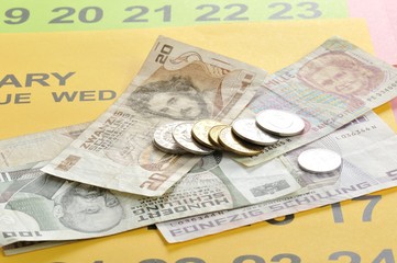 お金とカレンダー
