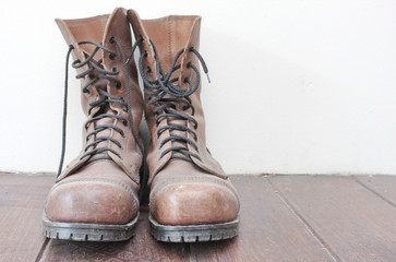 old brown leather men's boots