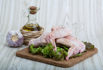 Raw chicken wings